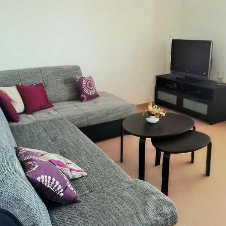 Apartment Nevenka クルク エクステリア 写真
